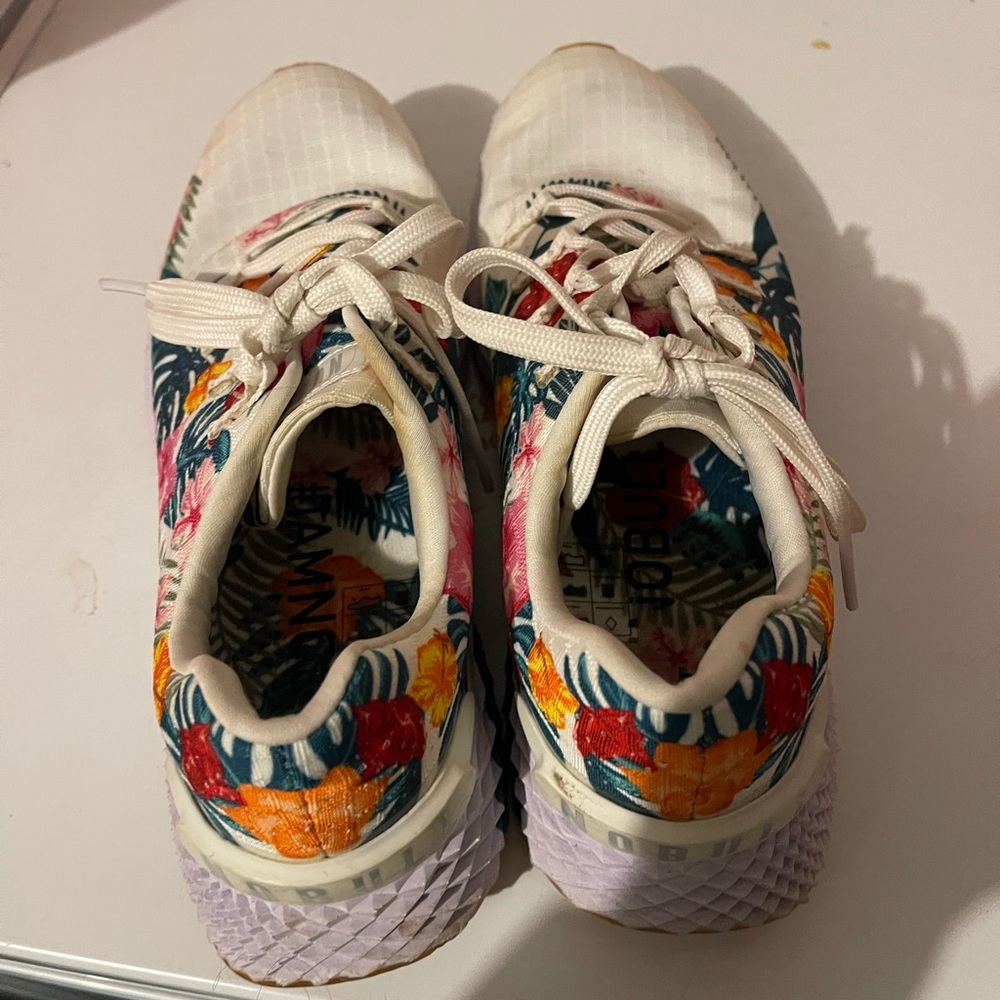 NOBULL women’s Sneakers with Floral Print